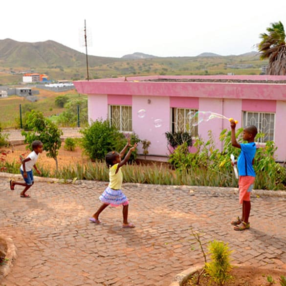 São Domingos: SOS villages report better condition after receiving support from iib