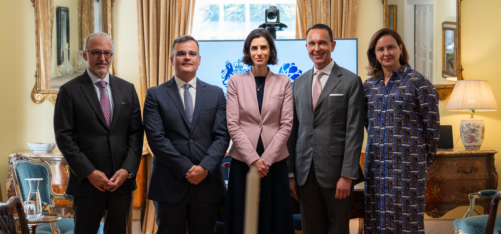 iibGroup funds UK scholarships for students from Cape Verde and Djibouti